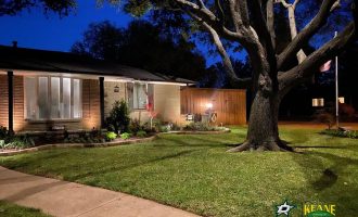 Outdoor lighting installation in Dallas4