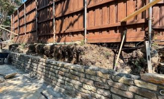 retaining-wall-installation-in-dallas